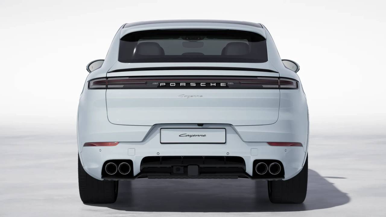 2025 Porsche Cayenne photo 8
