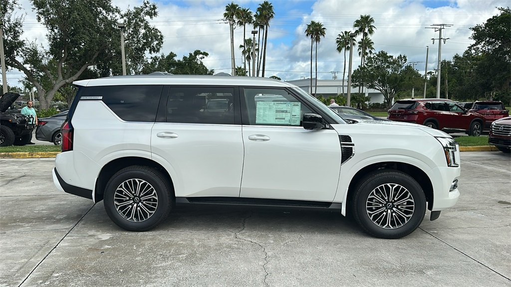 2025 Nissan Armada SL photo 6
