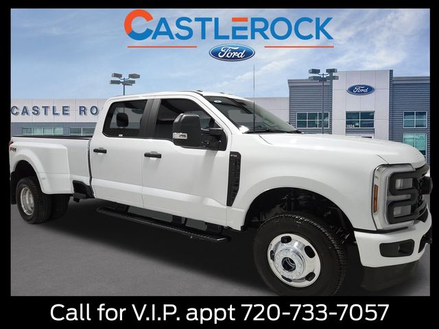 2026 Ford F-350 Super Duty XL's photo