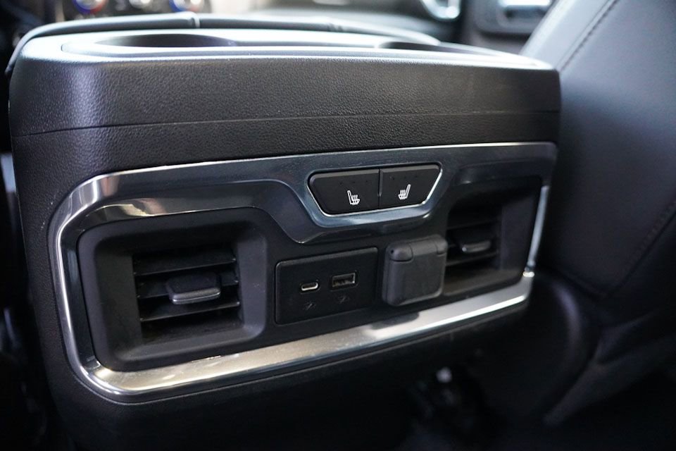 2023 Chevrolet Silverado 2500HD High Country Z71 photo 4