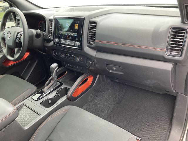 2024 Nissan Frontier PRO-4X photo 35
