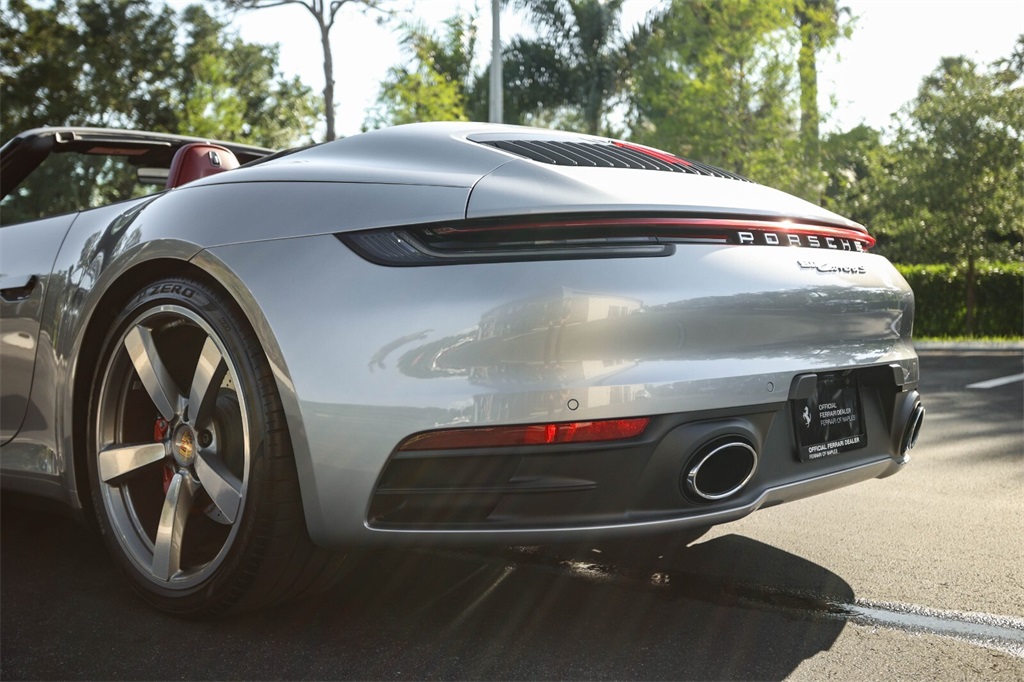 Used 2021 GT Silver Metallic Porsche Carrera S image 16