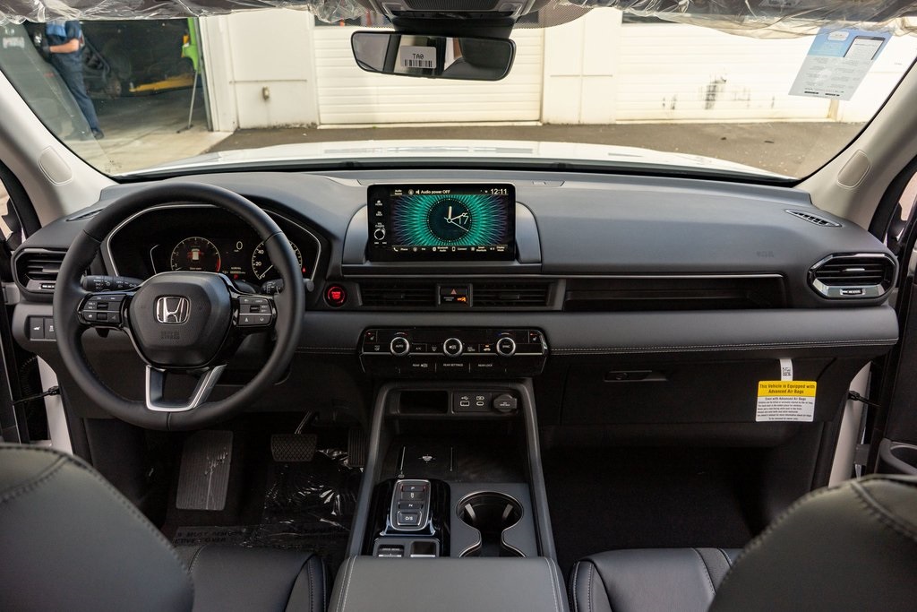 2025 Honda Pilot EX-L photo 17