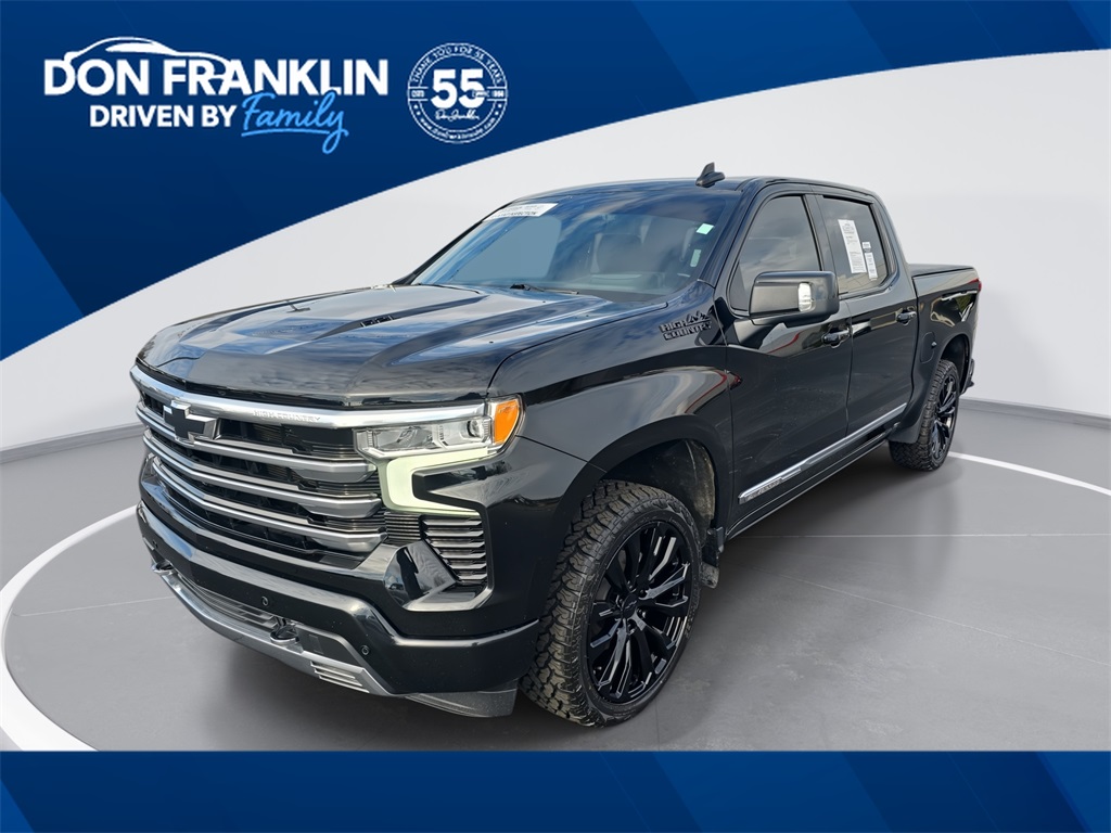 2023 Chevrolet Silverado 1500 High Country's photo