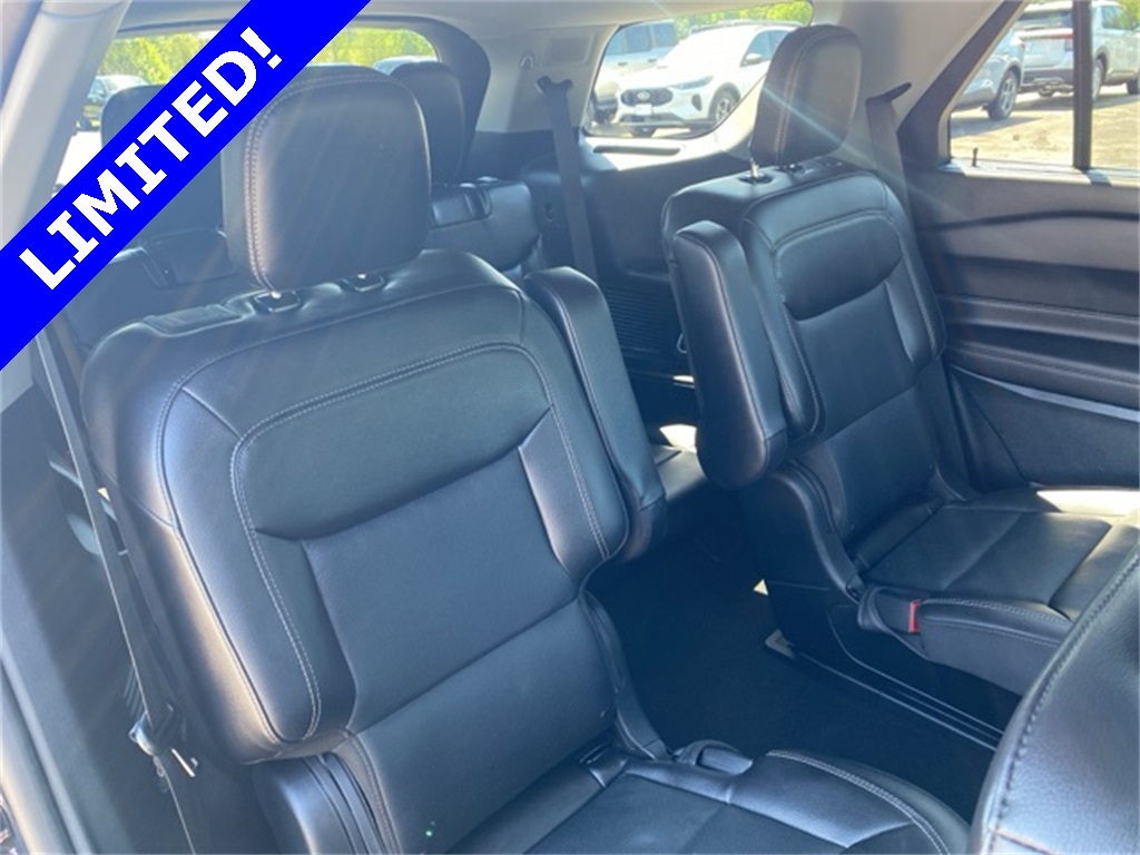 2024 Ford Explorer Limited photo 3