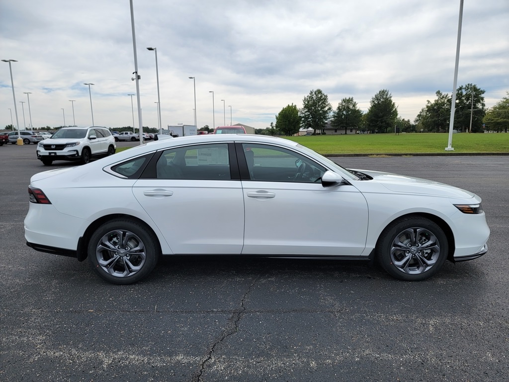 2025 Honda Accord Hybrid EX-L photo 4