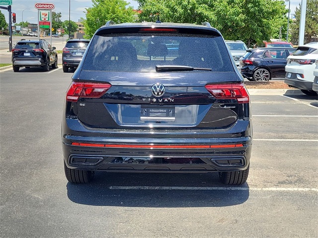 2024 Volkswagen Tiguan SE R-Line Black photo 4
