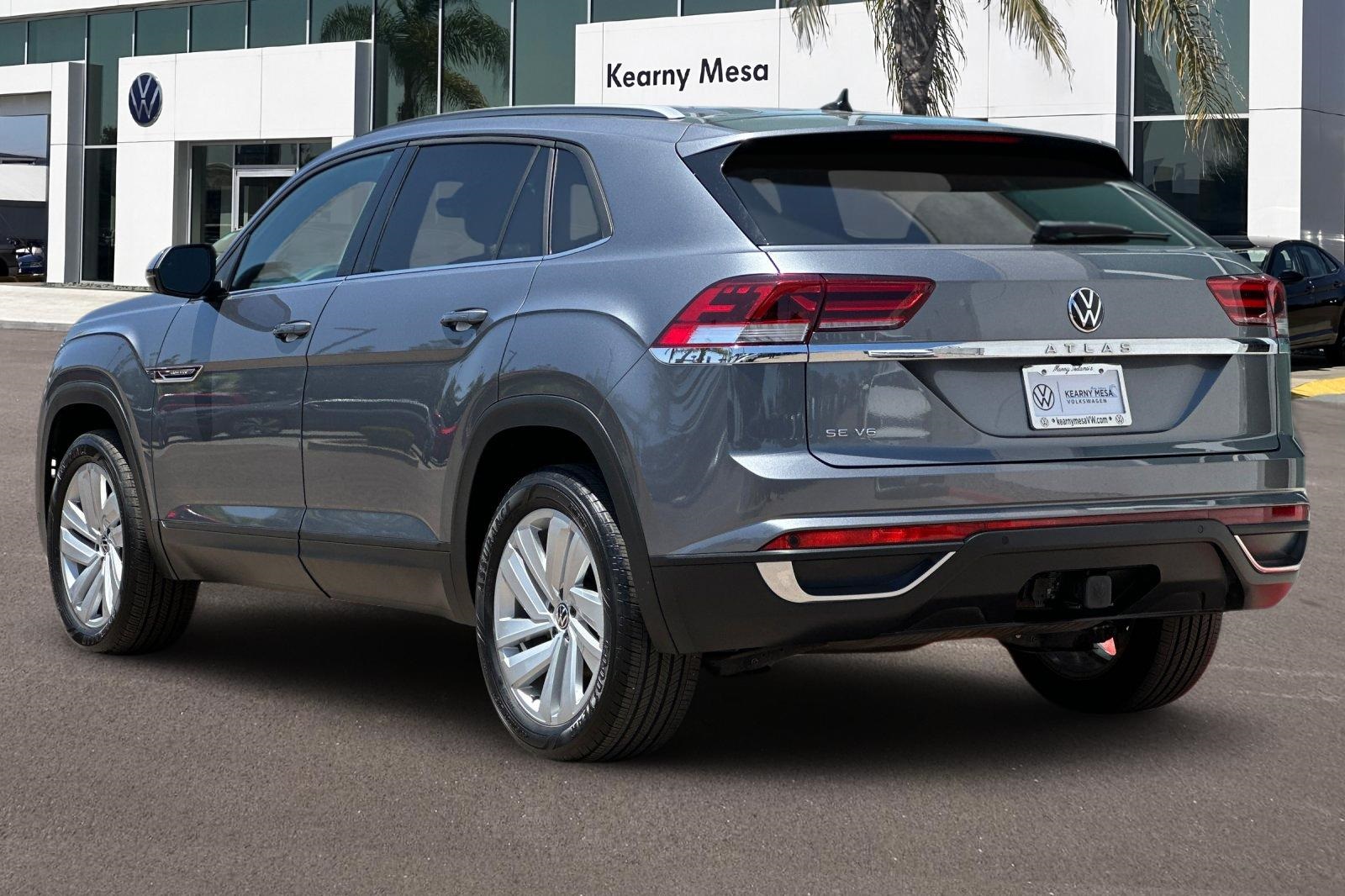 2022 Volkswagen Atlas Cross Sport V6 SE Technology photo 6