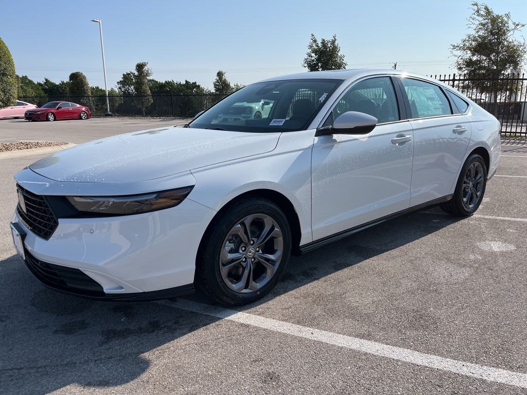 2025 Honda Accord Hybrid EX-L's photo