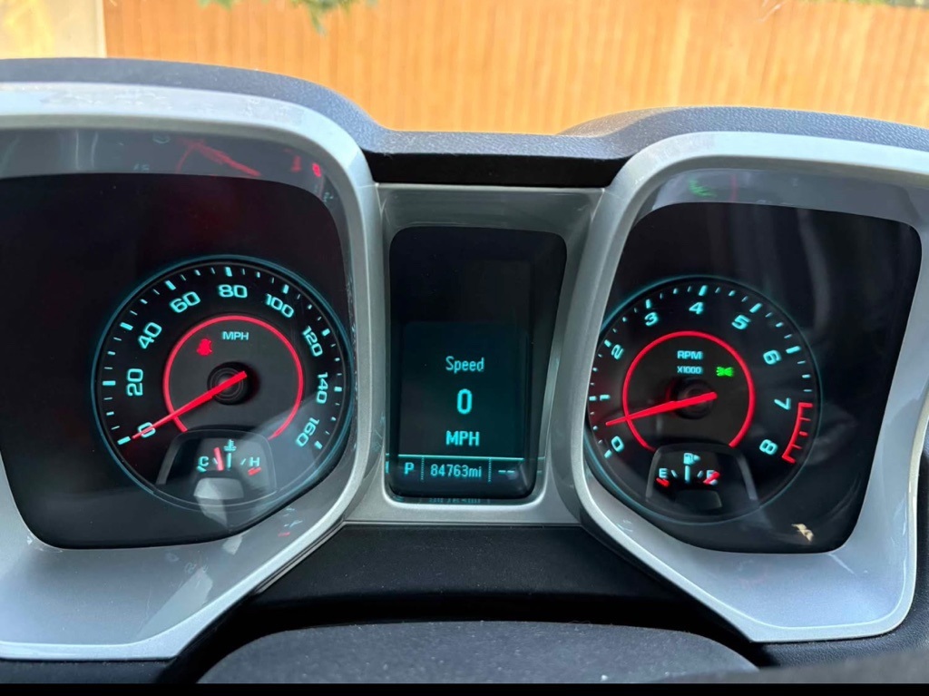 2014 Chevrolet Camaro photo 2