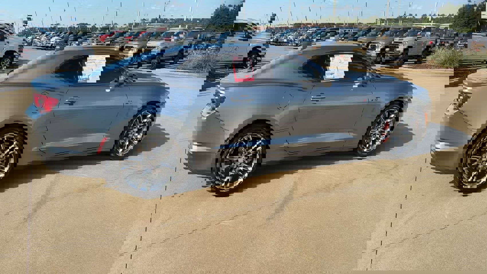 2020 Chevrolet Camaro LT1 photo 8