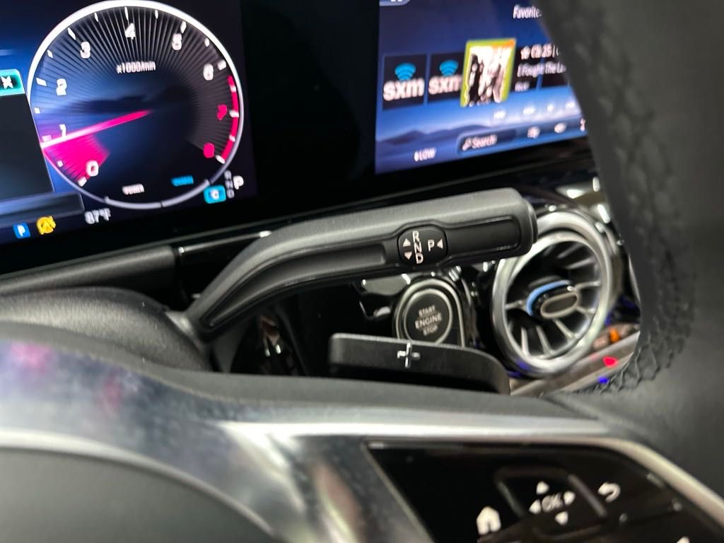 2025 Mercedes Benz GLA 250 photo 27