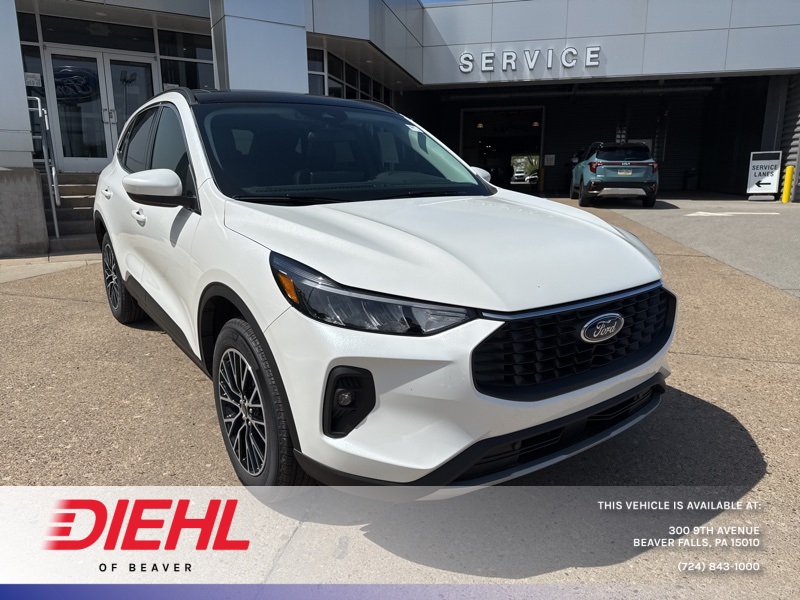 2025 Ford Escape PHEV's photo