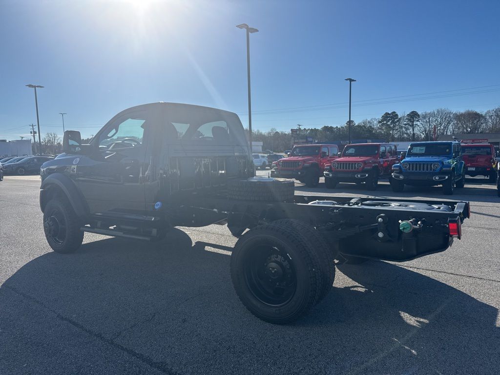2026 Ram 4500 Tradesman photo 4