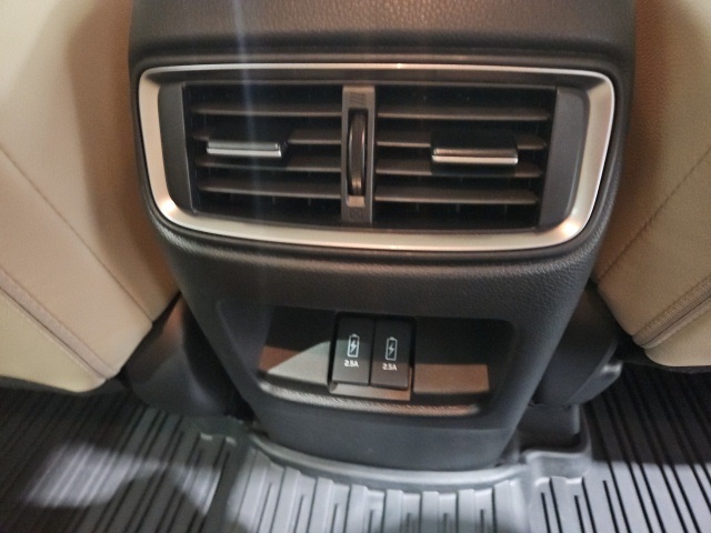 2019 Honda CR-V Touring photo 15
