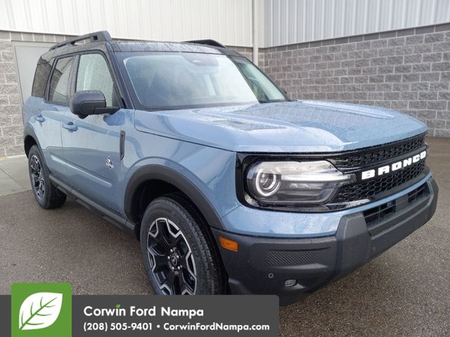 2025 Ford Bronco Sport Outer Banks's photo