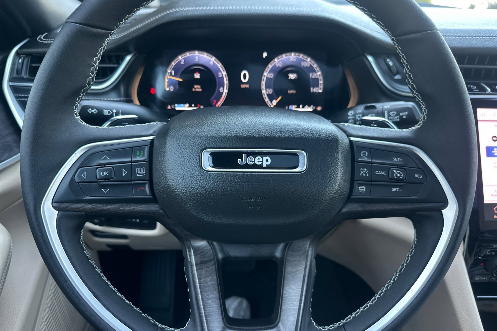 2025 Jeep Grand Cherokee Limited photo 22