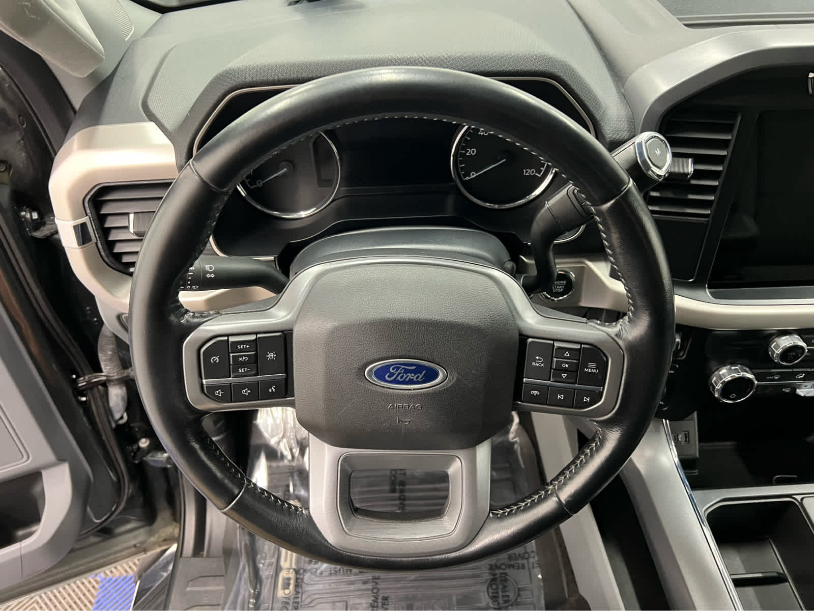 2021 Ford F-150 XLT photo 19