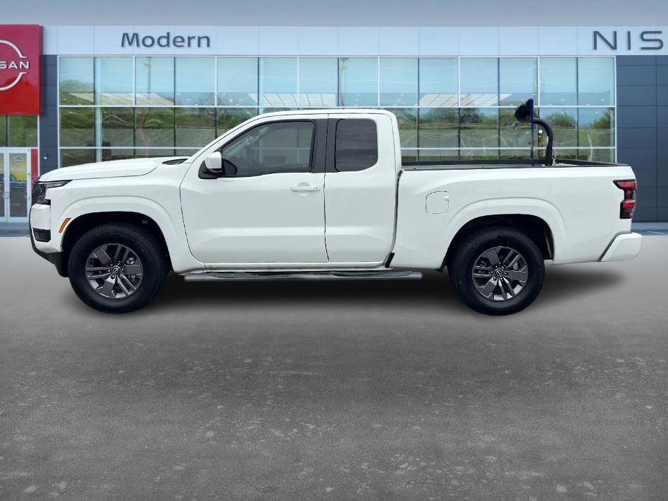 2025 Nissan Frontier SV photo 8