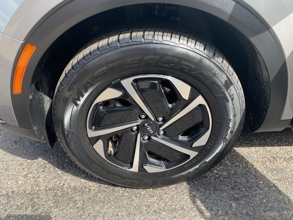 2023 Kia Sportage Hybrid LX photo 29