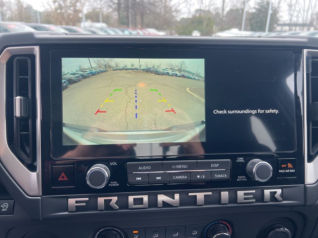 2025 Nissan Frontier King Cab SV photo 11