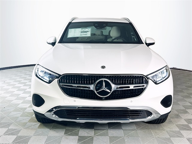 2026 Mercedes Benz GLC 350e 4MATIC photo 2