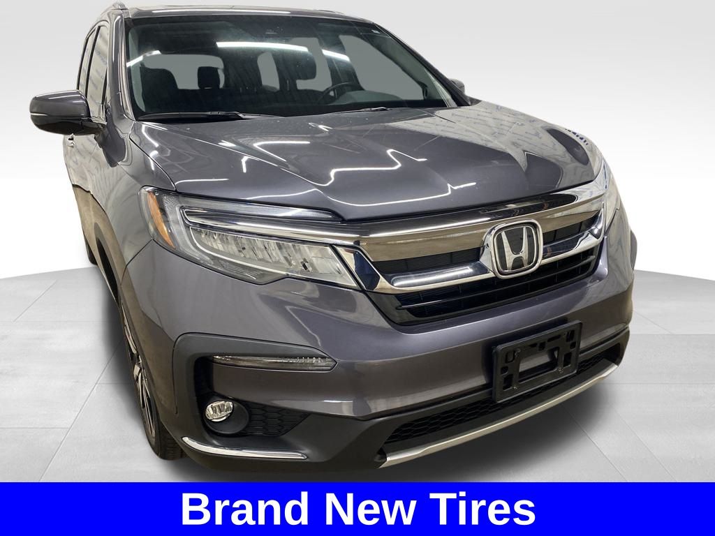 2022 Honda Pilot Touring photo 3