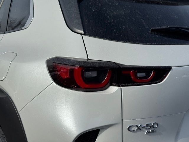 2025 Mazda CX-50 Preferred photo 11