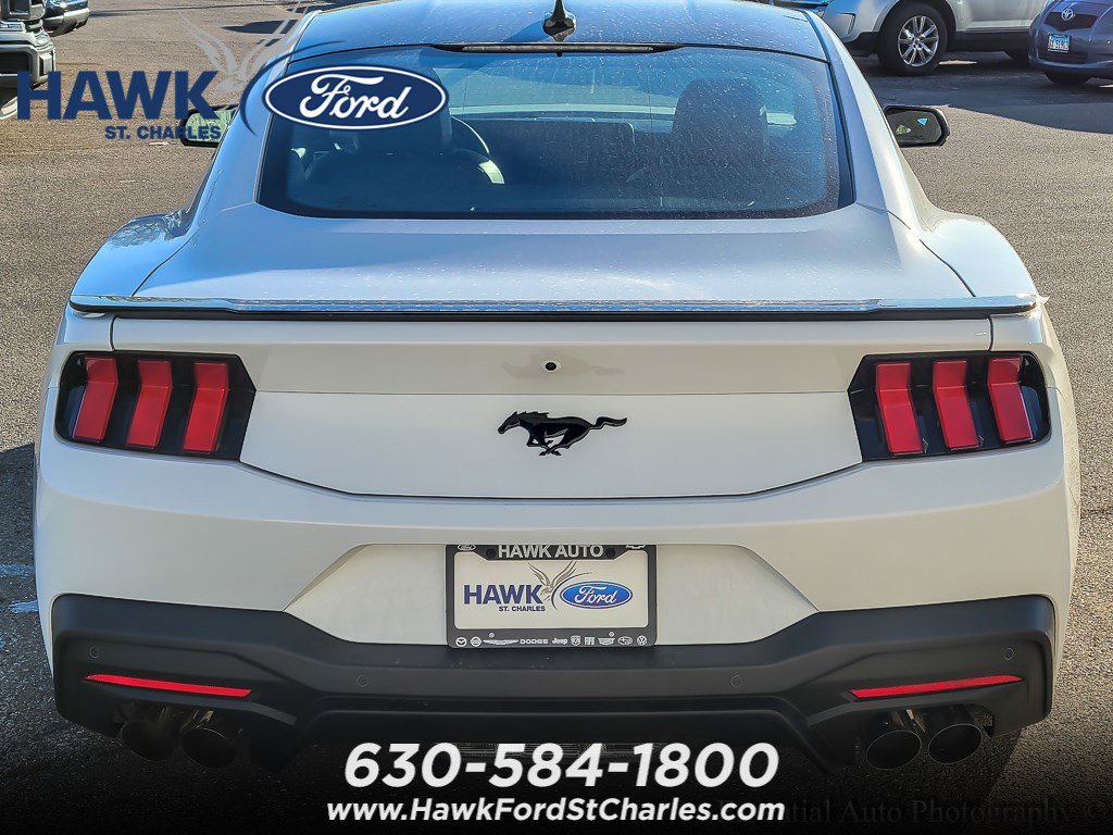 2026 FORD MUSTANG - Image 4