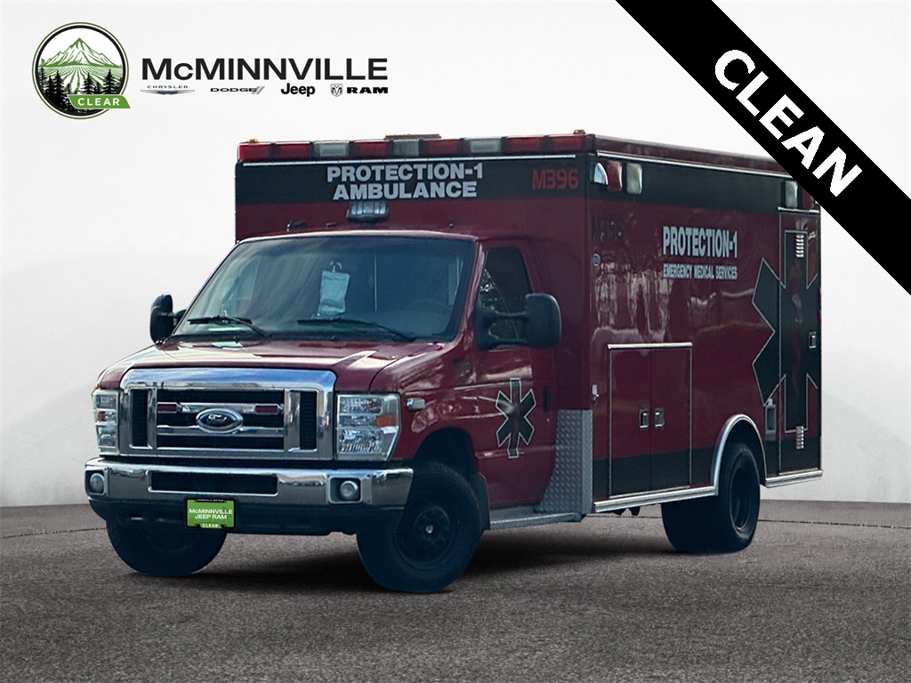 2008 Ford Econoline's photo