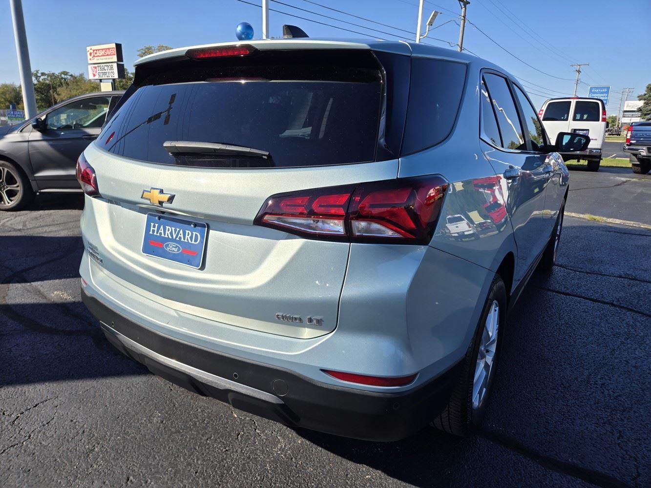 2022 Chevrolet Equinox LT photo 4