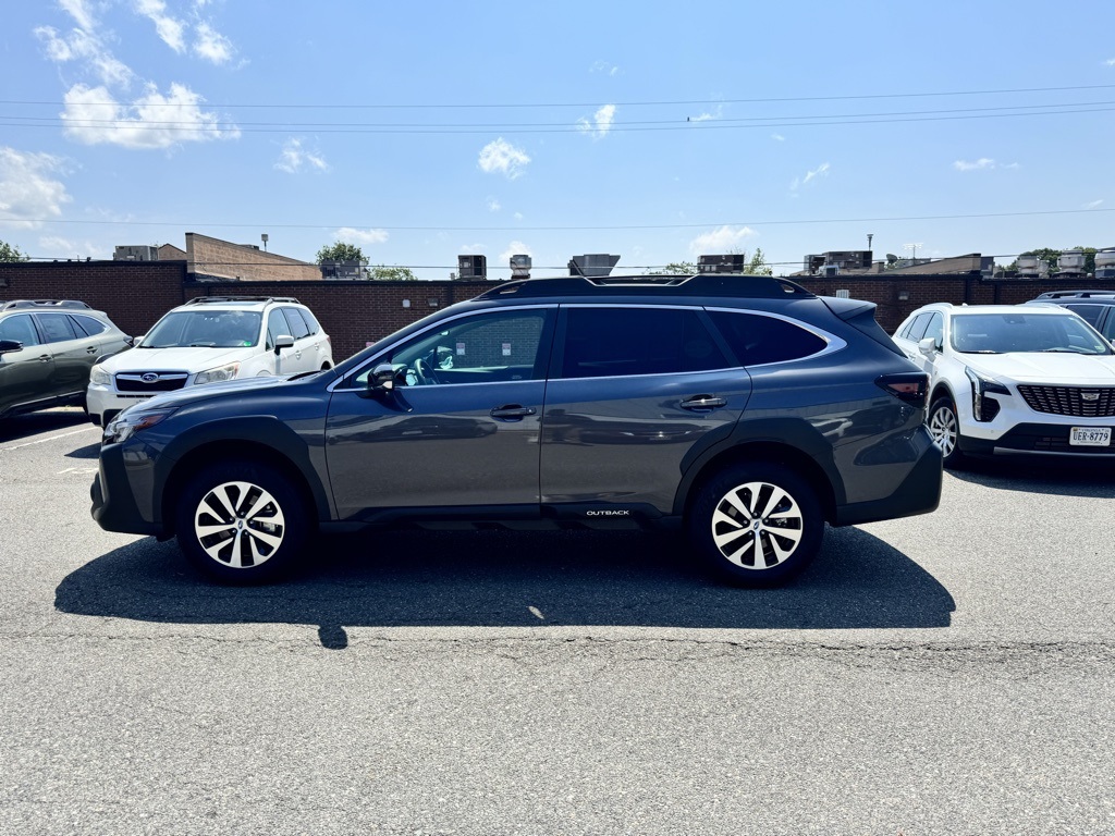 2025 Subaru Outback Premium photo 3