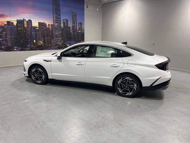 2026 Hyundai Sonata SEL Sport photo 4