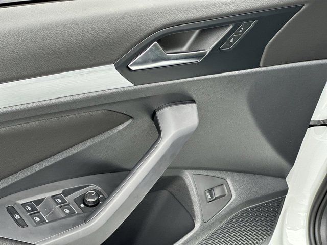 2025 Volkswagen Jetta 1.5T S photo 4
