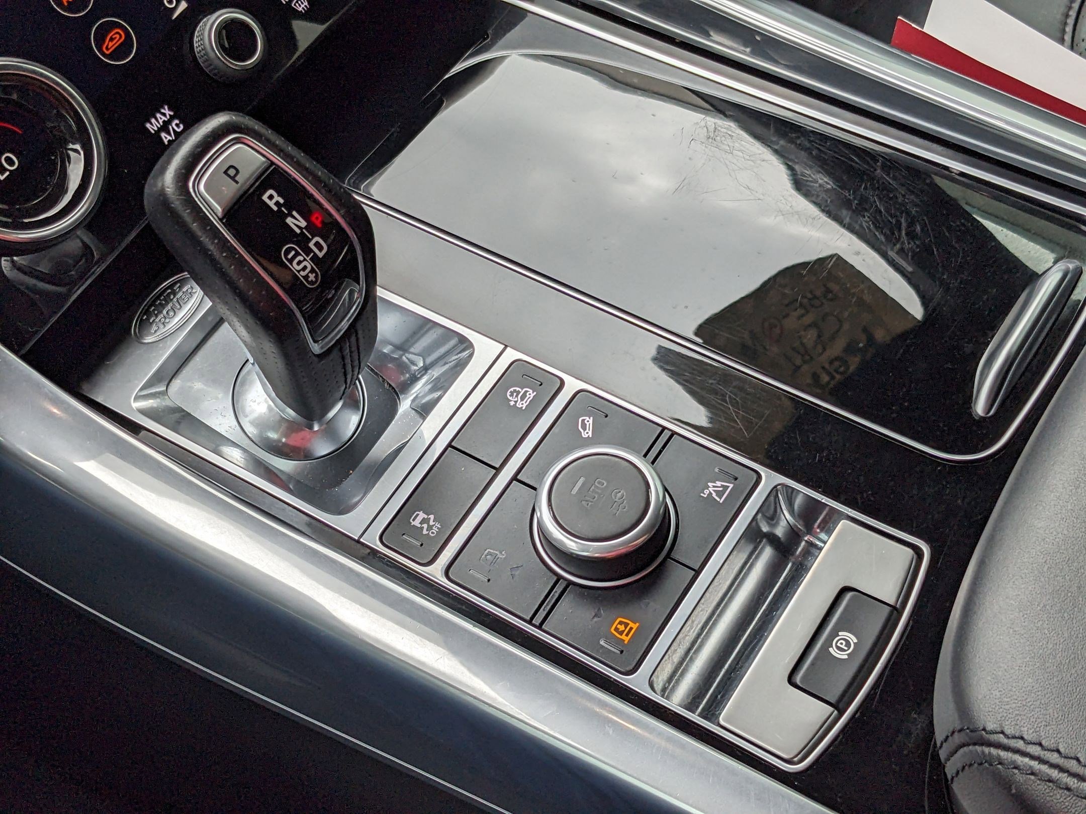 2021 Land Rover Range Rover Sport SuperCharged SVR photo 19
