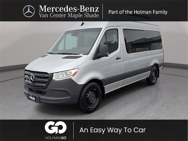 2024 Mercedes-Benz Sprinter Base's photo