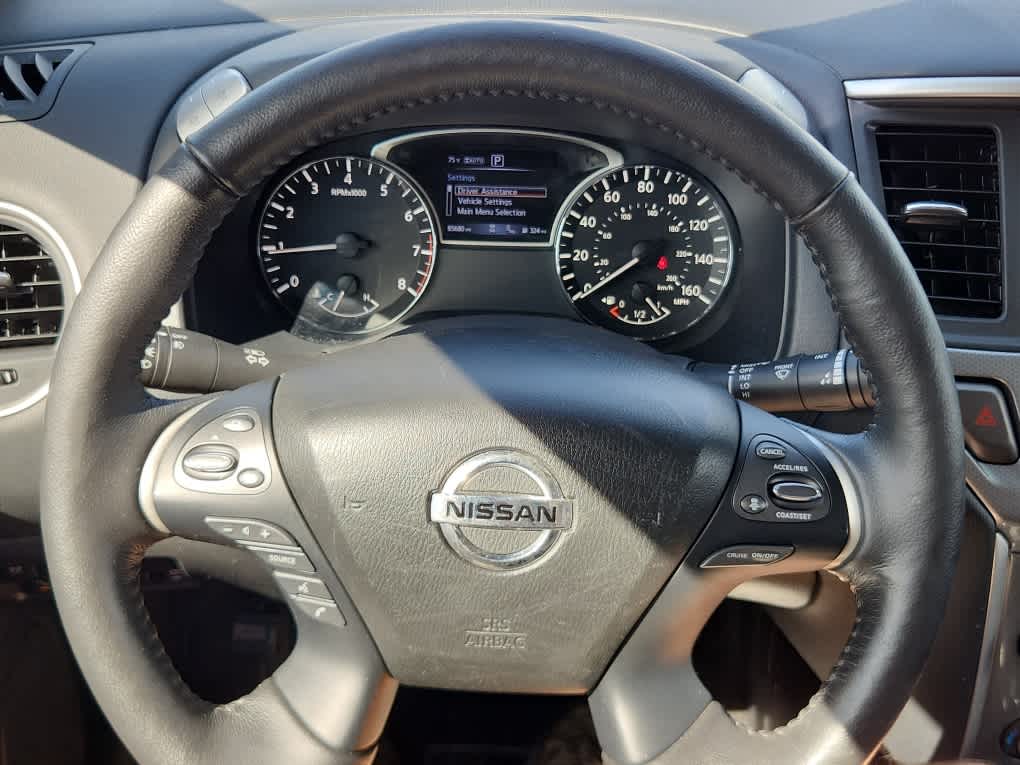 2020 Nissan Pathfinder SL 4x4 photo 17