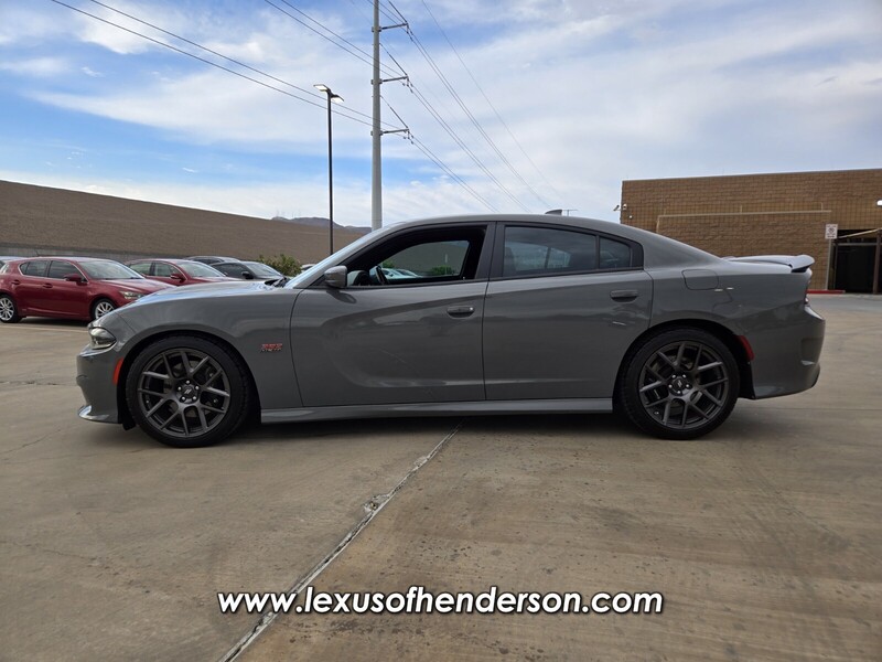 2019 Dodge Charger R/T Scat Pack photo 2
