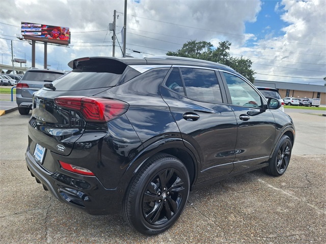 2024 Buick Encore GX Sport Touring photo 3