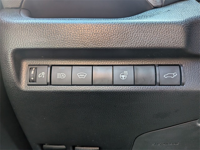 2023 Toyota RAV4 XLE Premium photo 20