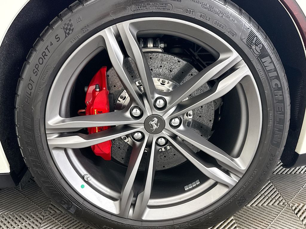 2020 Ferrari GTC4Lusso photo 25