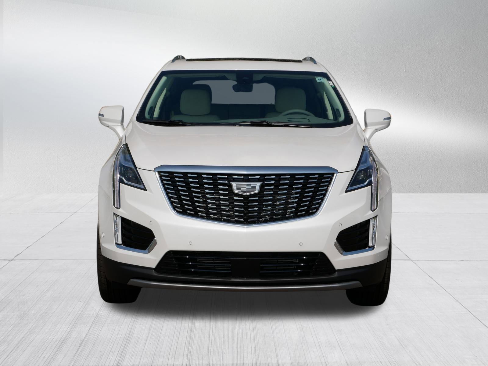 2025 Cadillac XT5 Premium Luxury photo 2