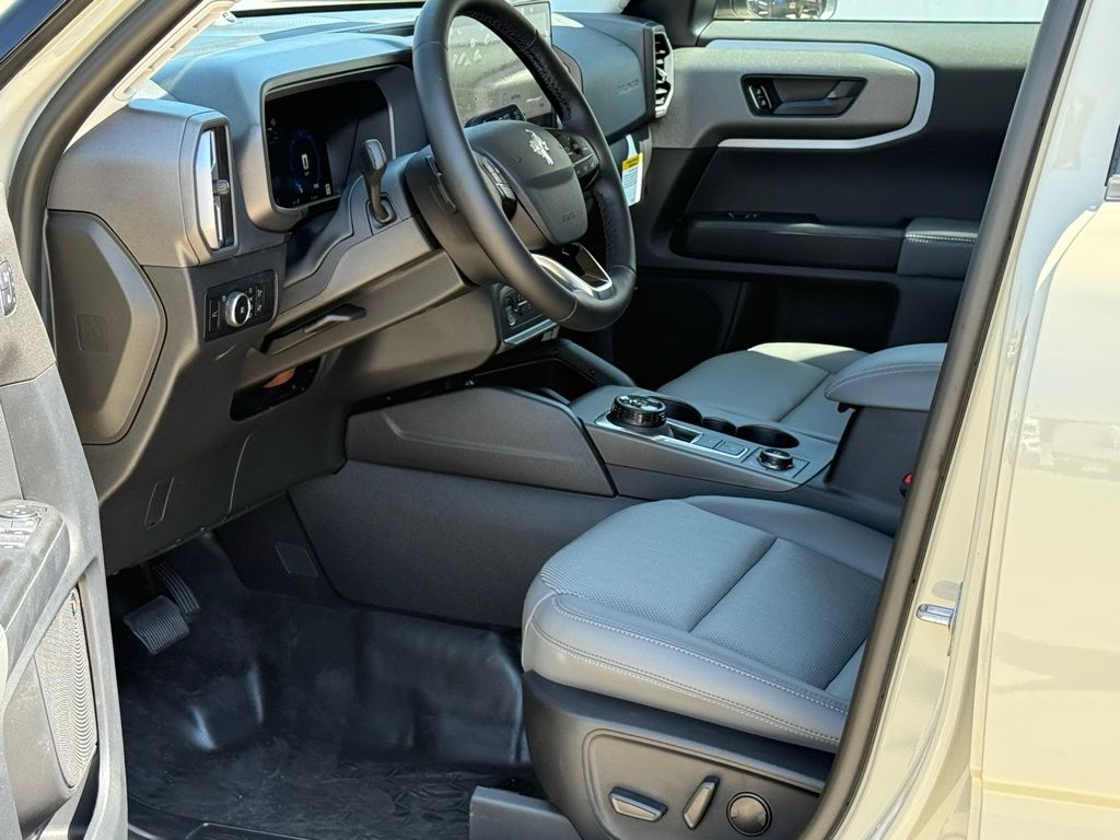 2025 Ford Bronco Sport Badlands photo 6