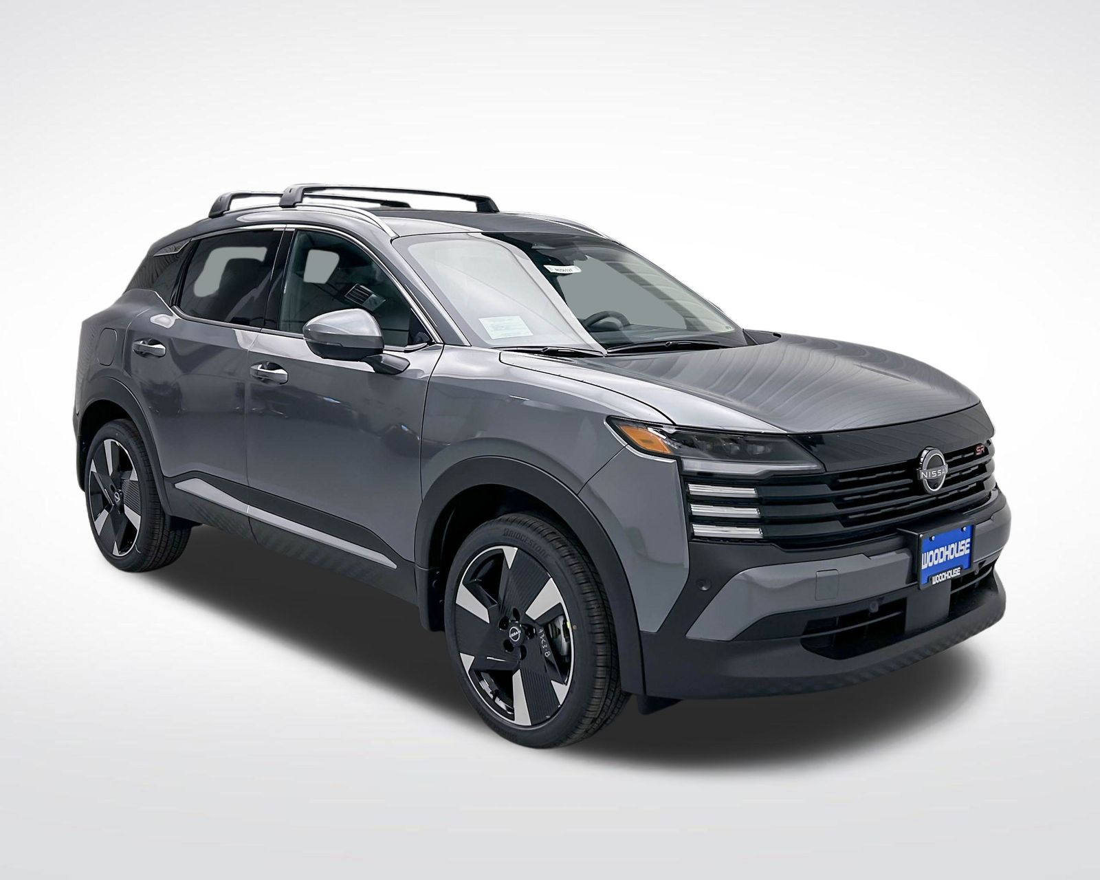 2025 Nissan Kicks SR photo 3
