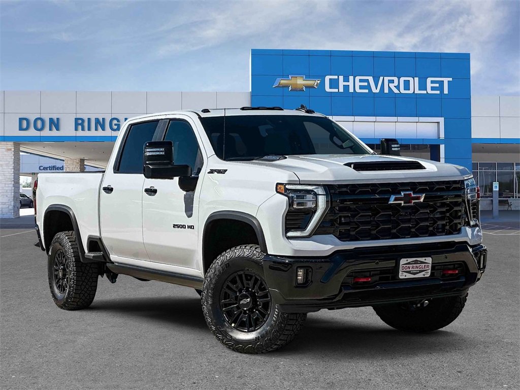 2026 Chevrolet Silverado 2500HD ZR2's photo