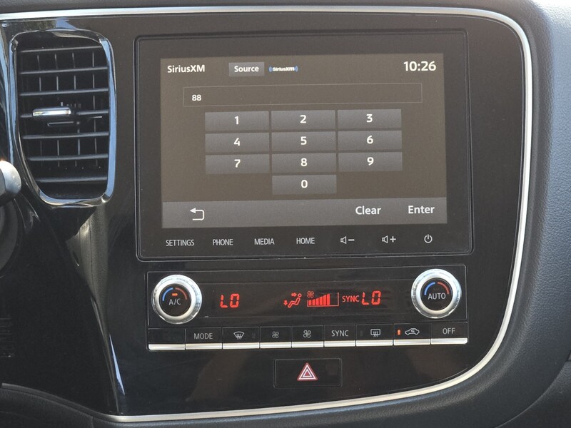 2020 Mitsubishi Outlander SEL photo 14