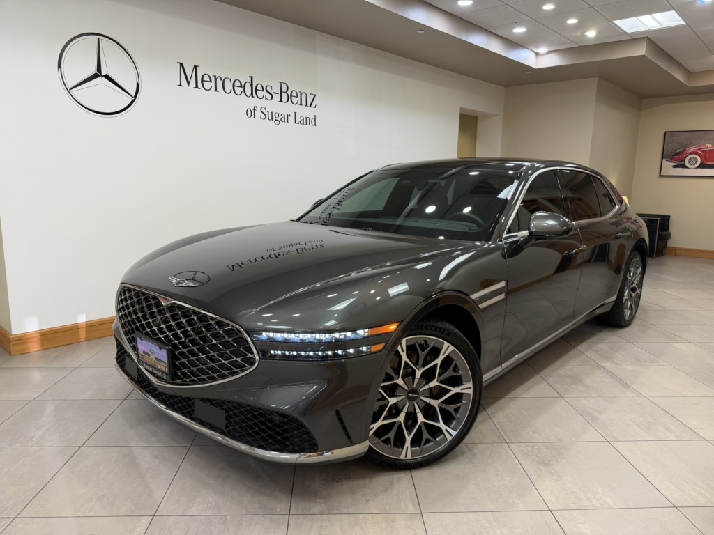 2023 GENESIS G90 Base's photo