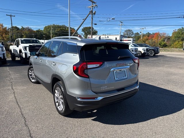2024 Gmc Terrain SLT photo 4
