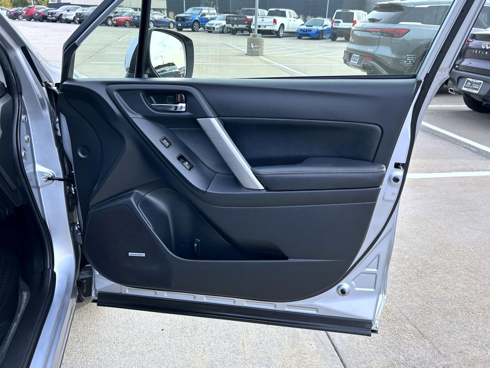 2015 Subaru Forester 2.0XT Touring photo 14