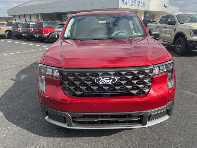 2025 Ford Maverick XLT photo 2